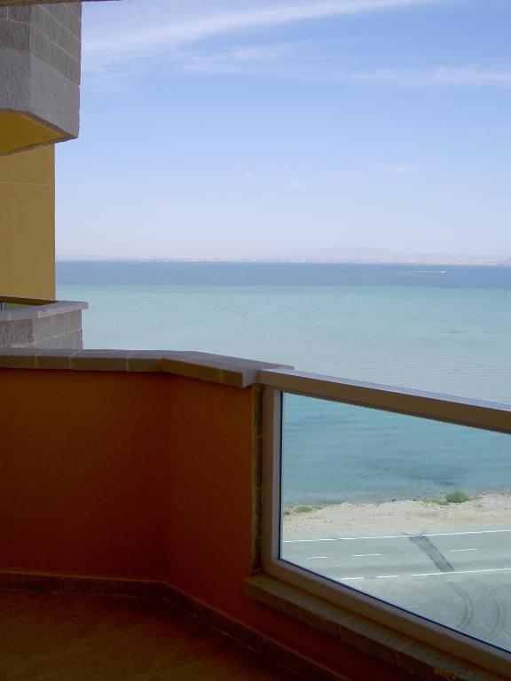 Apartamentos Turisticos Playa Principe La Manga del Mar Menor Cameră foto